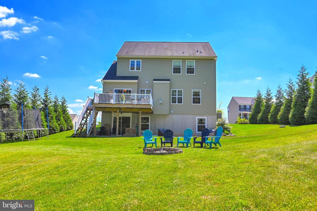 524 MISTY HILL DRIVE