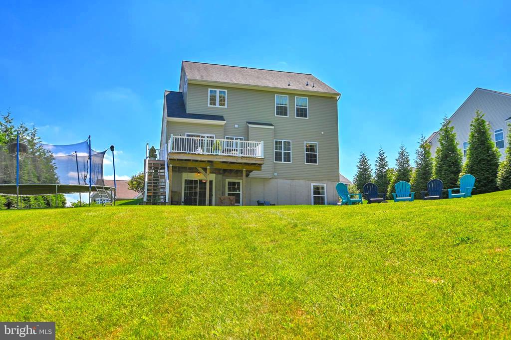 524 MISTY HILL DRIVE