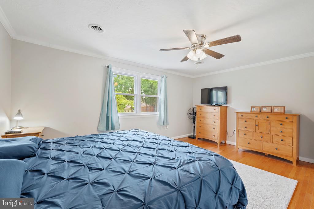 1841 POWDER MILL ROAD
