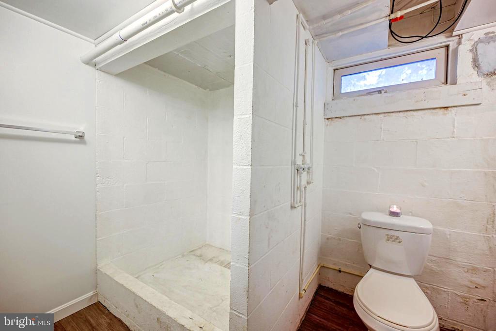 1995 FILBERT STREET