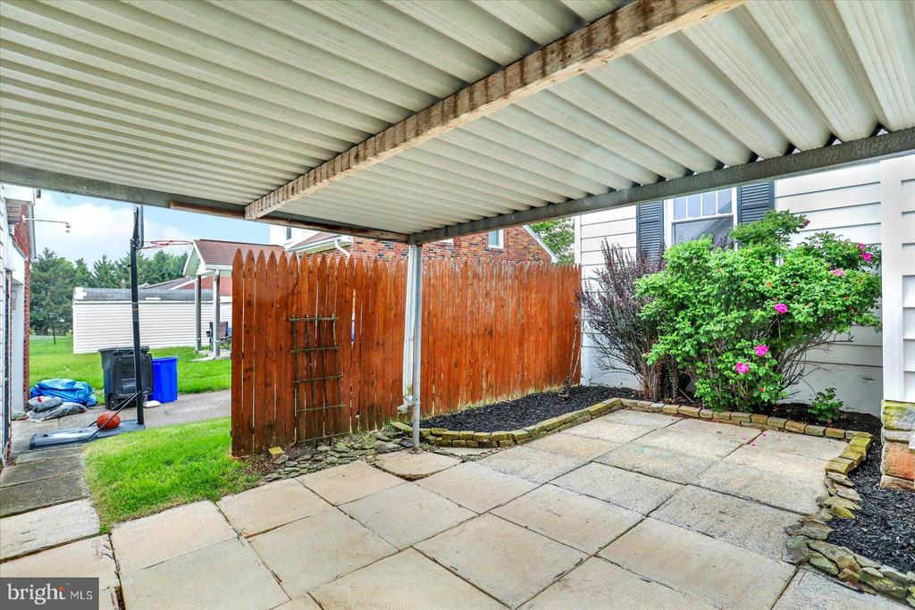 12 MAYFIELD STREET