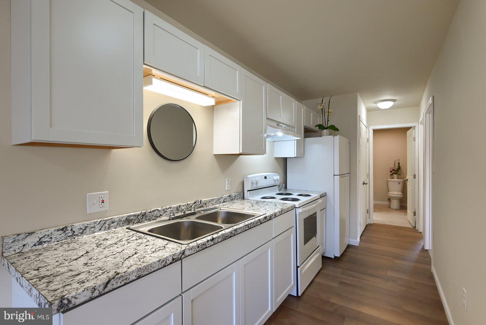 282 COTTAGE HILL RD
