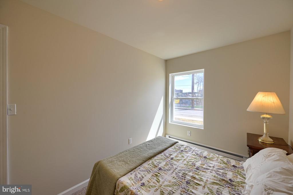 282 COTTAGE HILL RD