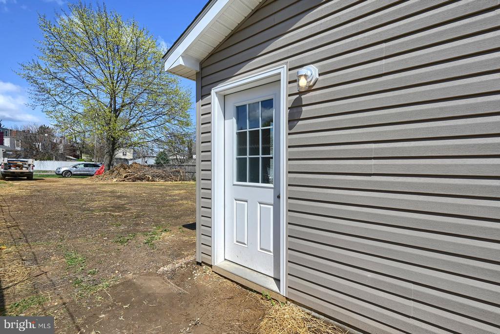 282 COTTAGE HILL RD