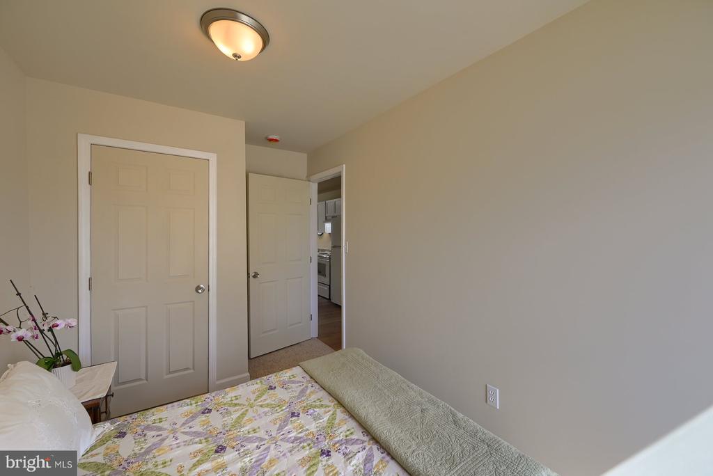 282 COTTAGE HILL RD