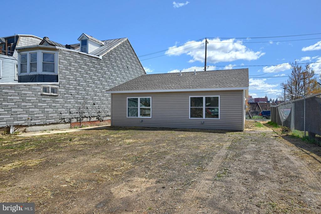 282 COTTAGE HILL RD