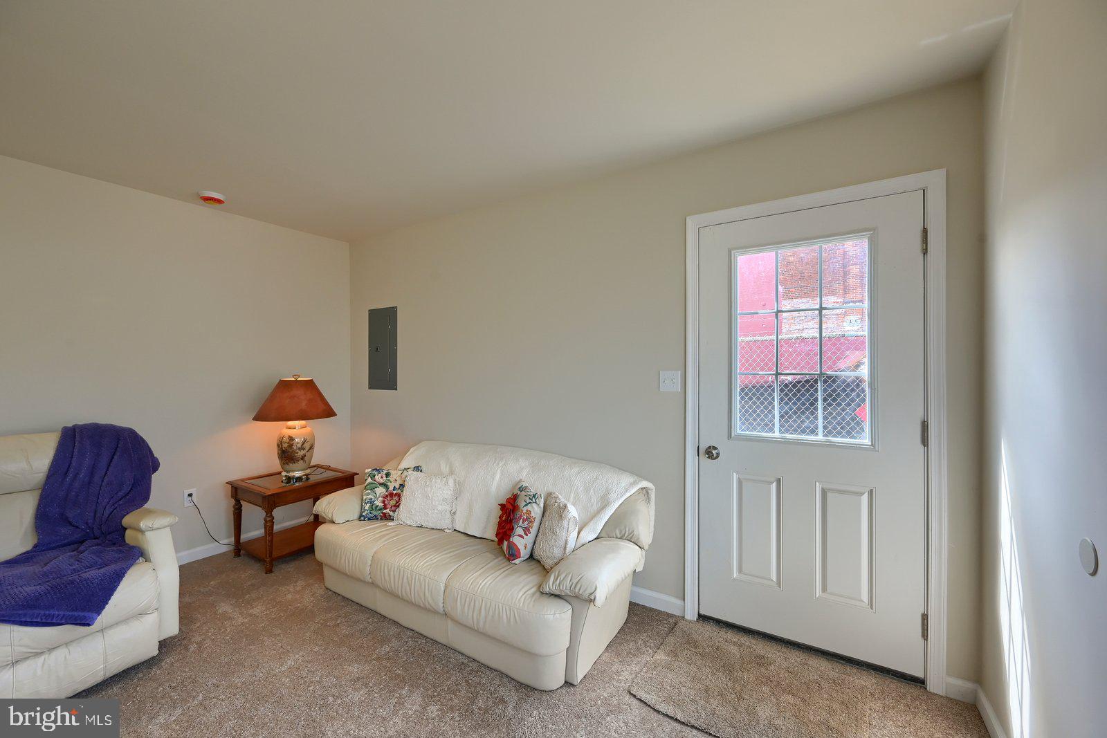 282 COTTAGE HILL RD