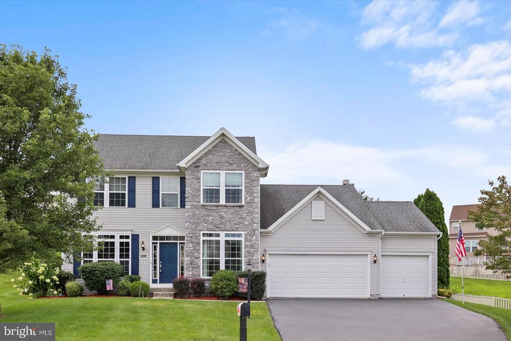 1280 CRANBERRY LANE W