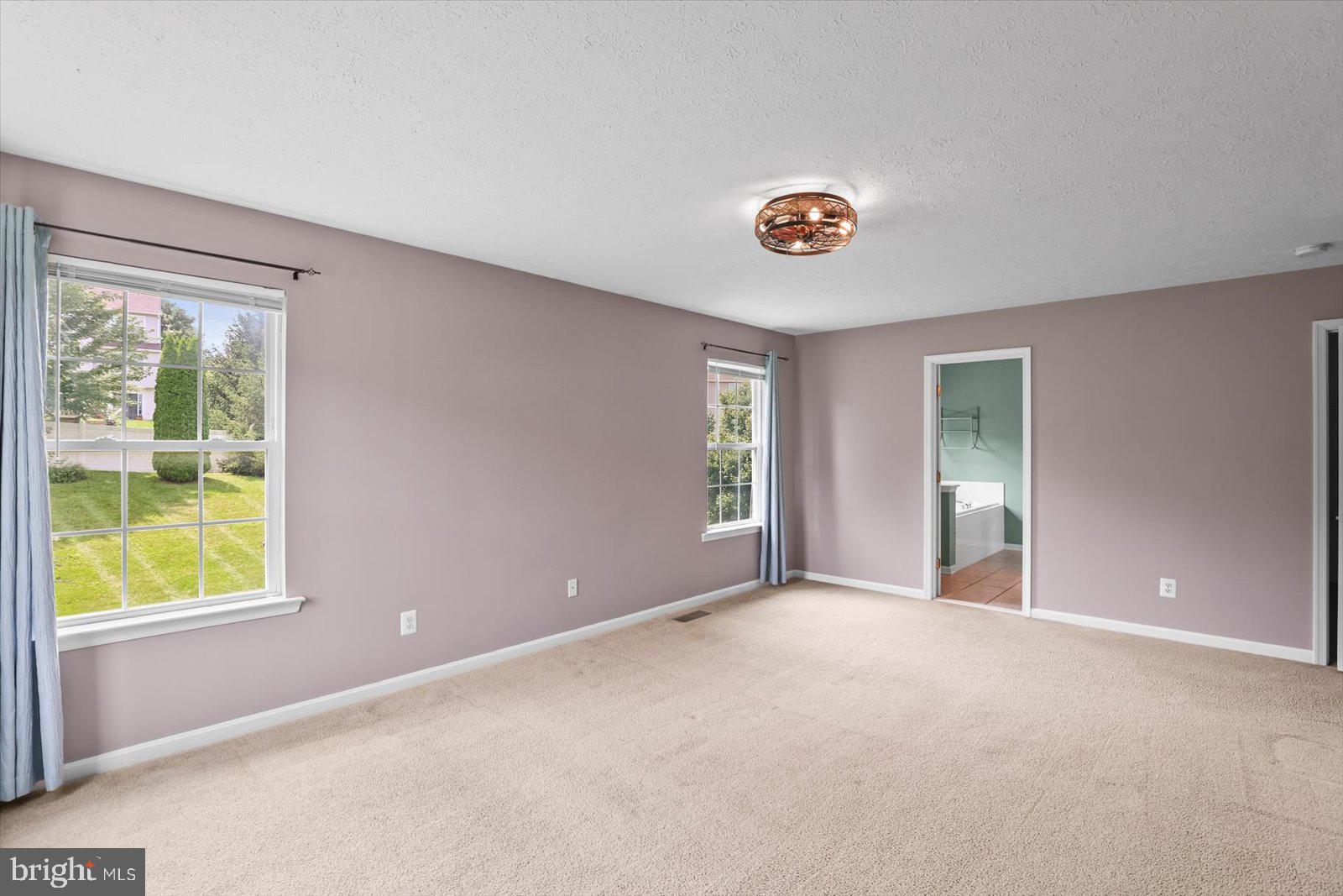 1280 CRANBERRY LANE W