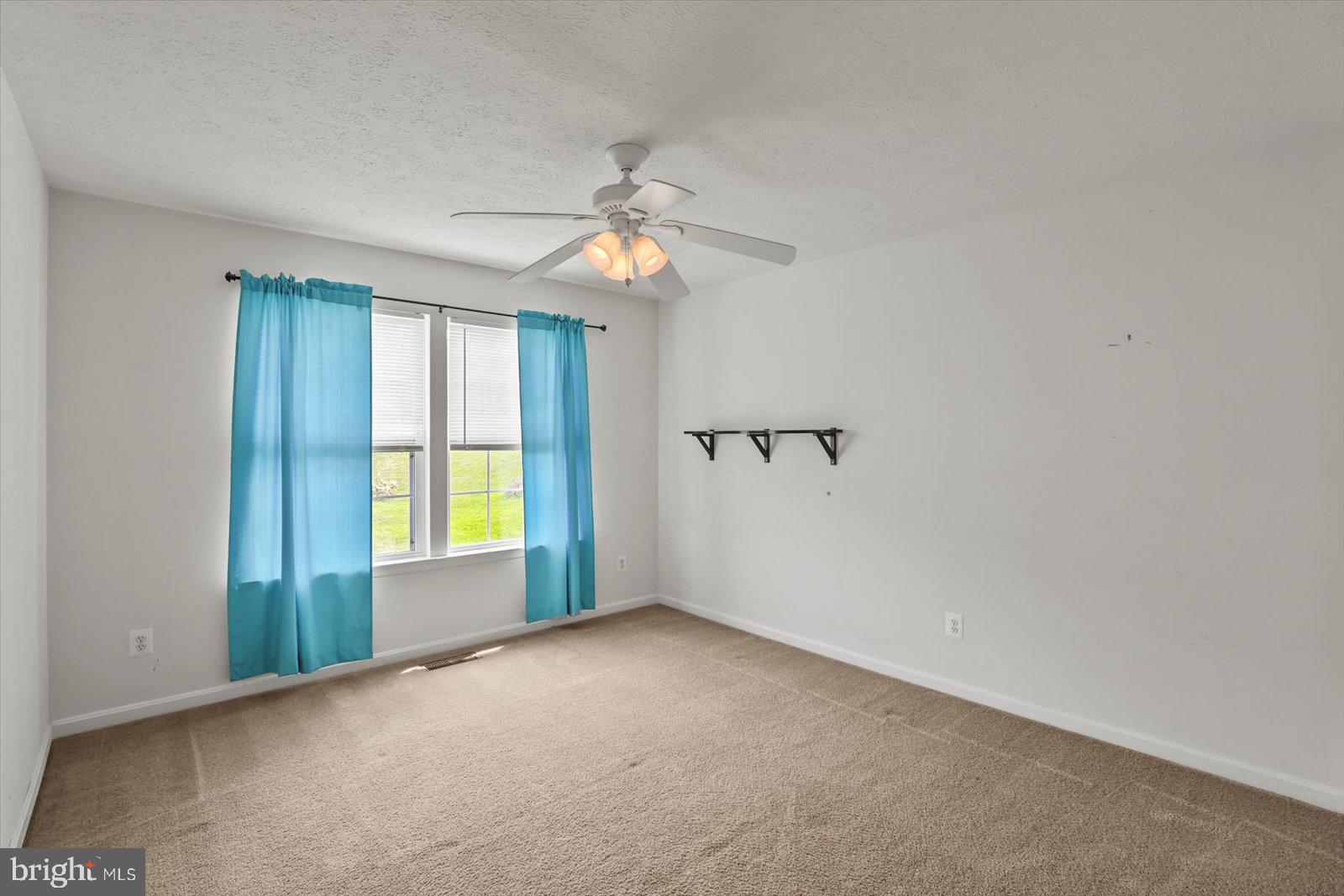 1280 CRANBERRY LANE W