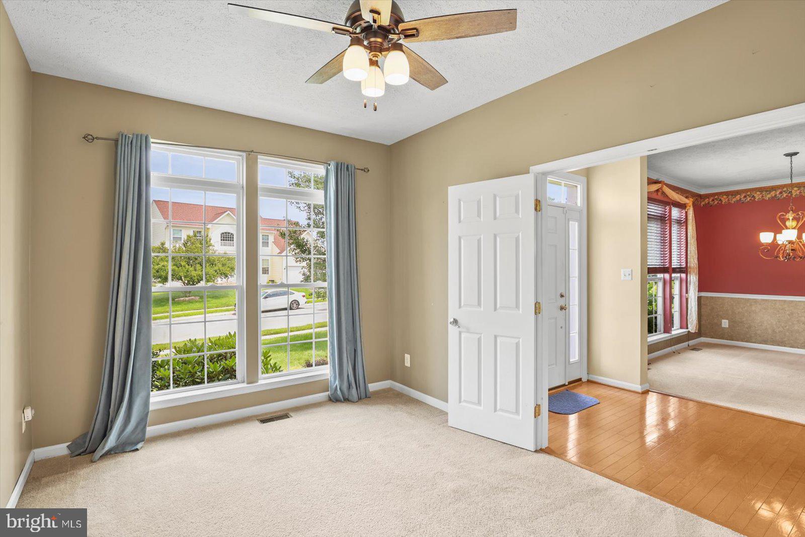 1280 CRANBERRY LANE W