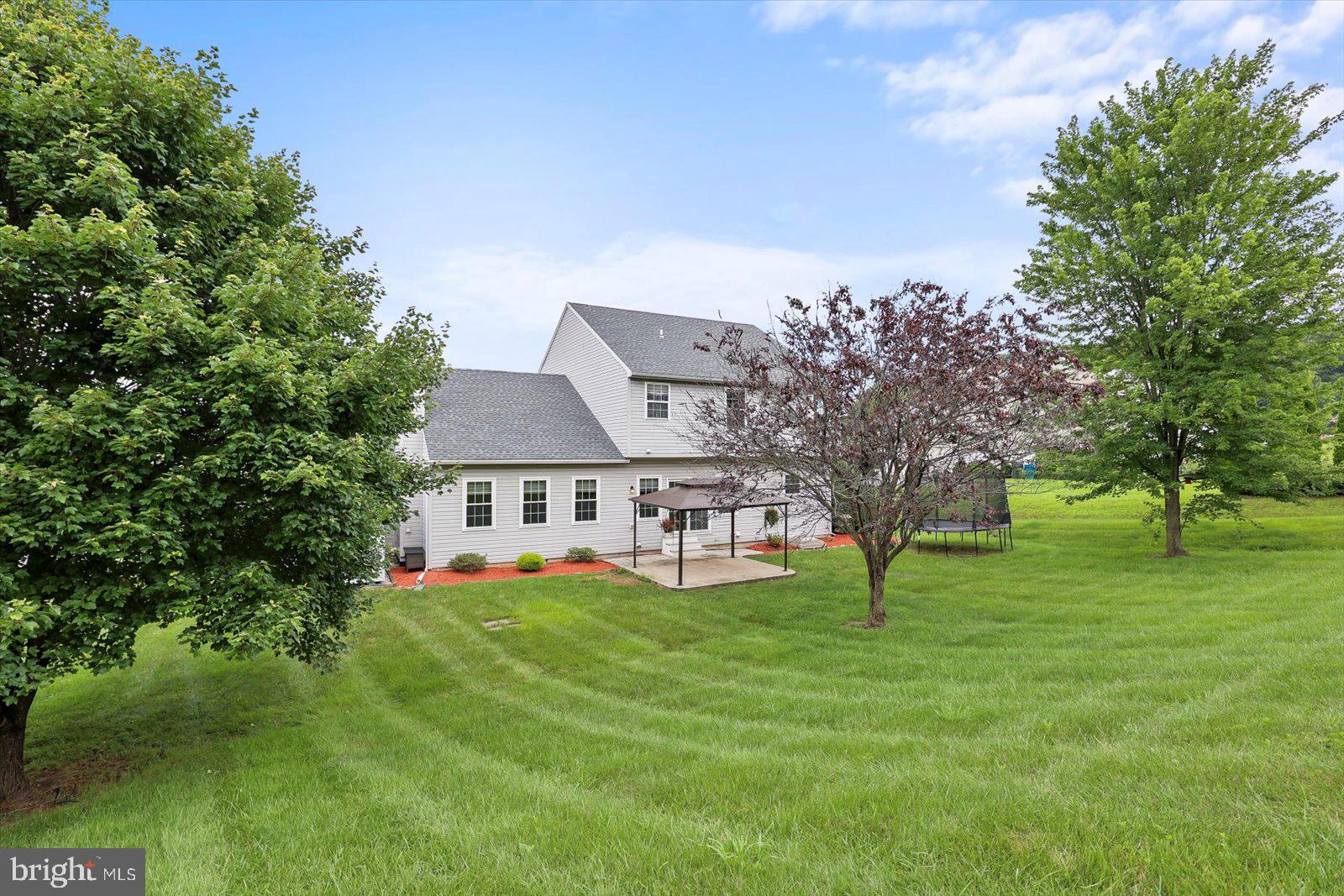 1280 CRANBERRY LANE W