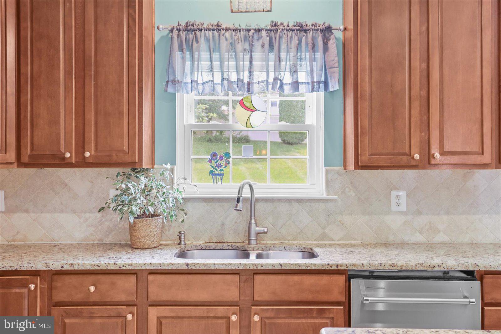 1280 CRANBERRY LANE W