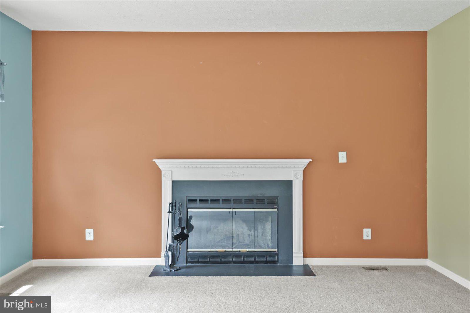 1280 CRANBERRY LANE W