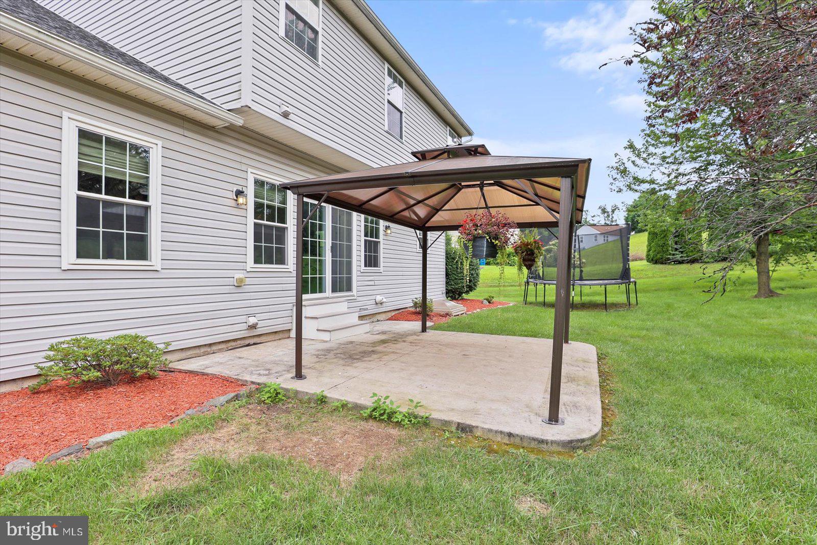 1280 CRANBERRY LANE W