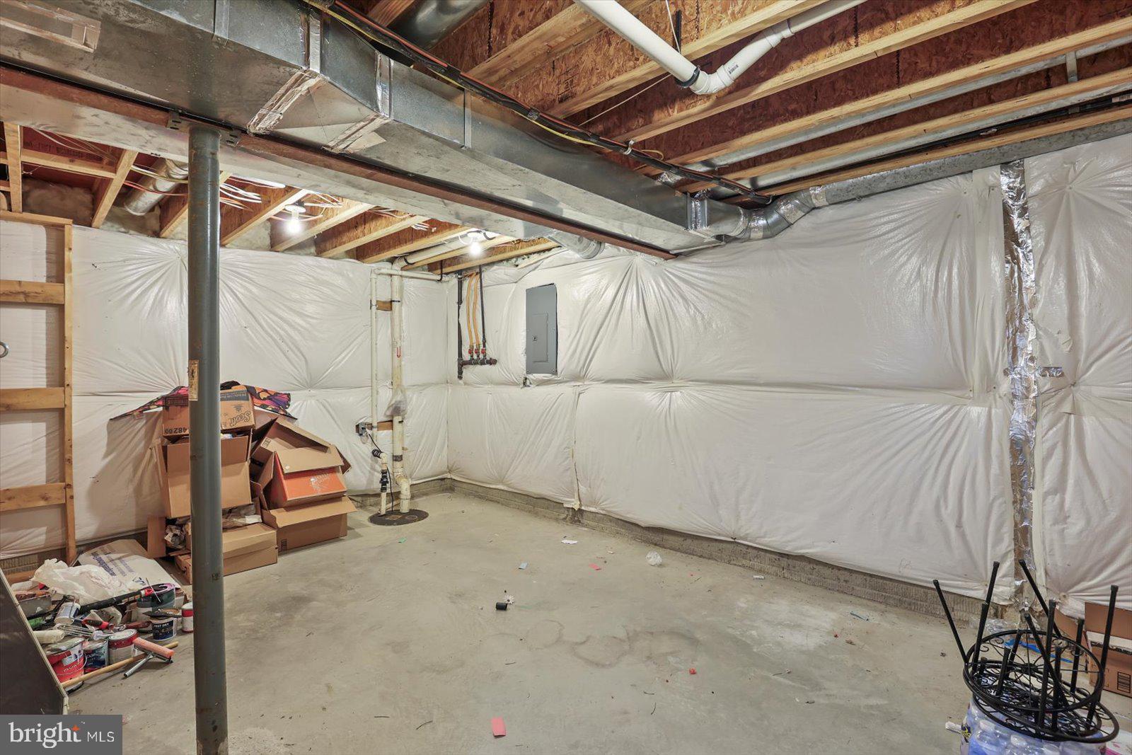 1280 CRANBERRY LANE W