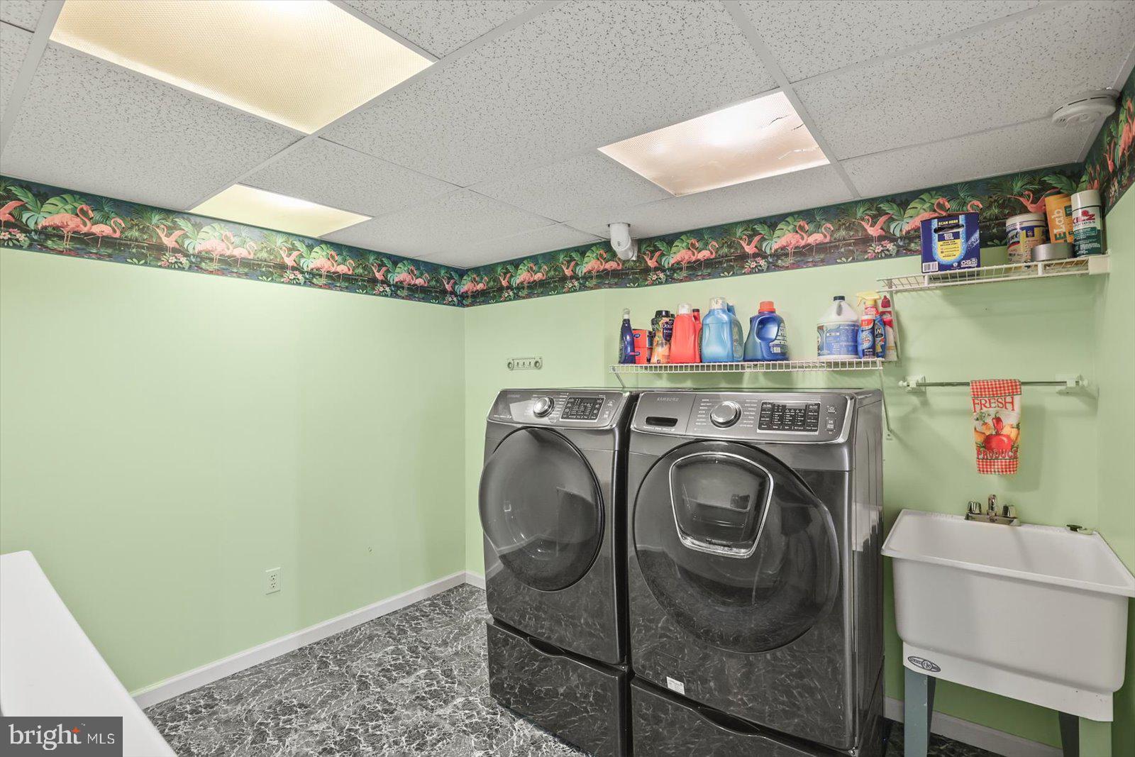 1280 CRANBERRY LANE W