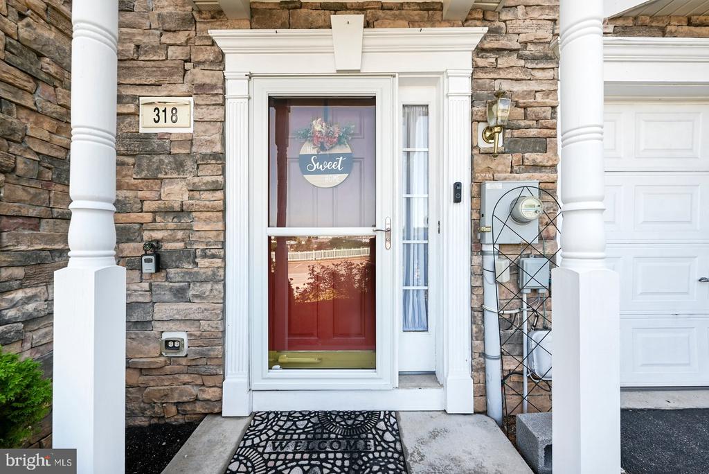 318 BRUAW DRIVE