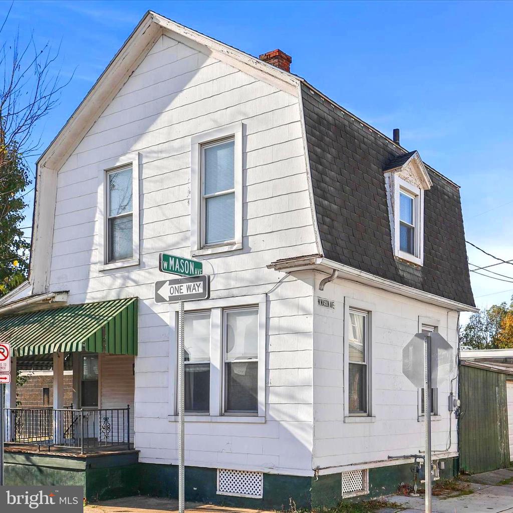 32 S WEST STREET