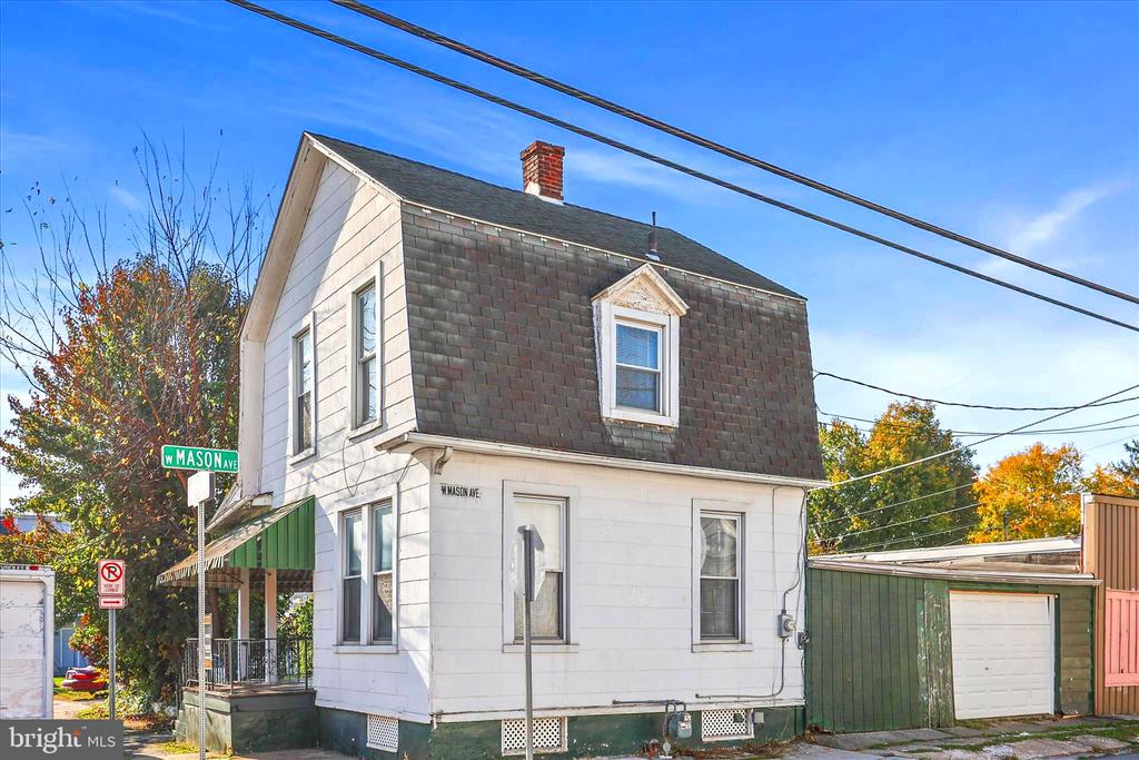 32 S WEST STREET
