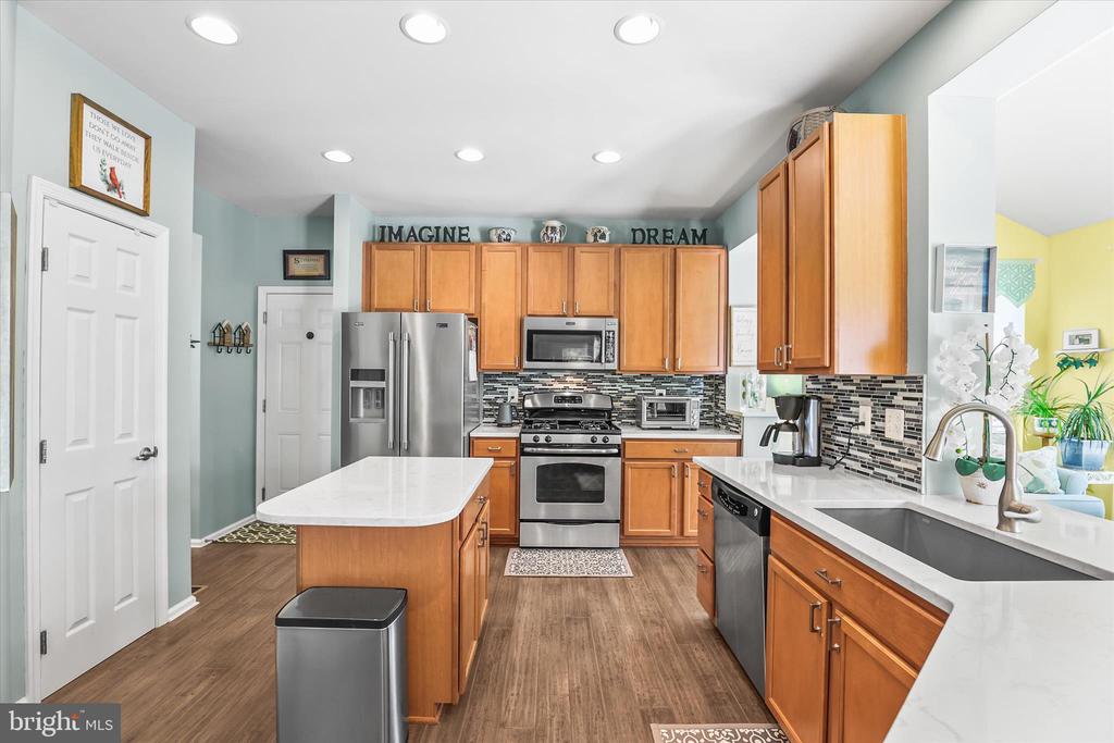 17355 RUSSETT FARM DRIVE