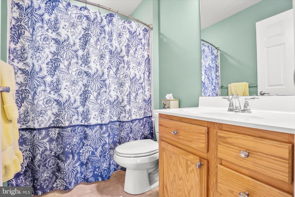 17355 RUSSETT FARM DRIVE