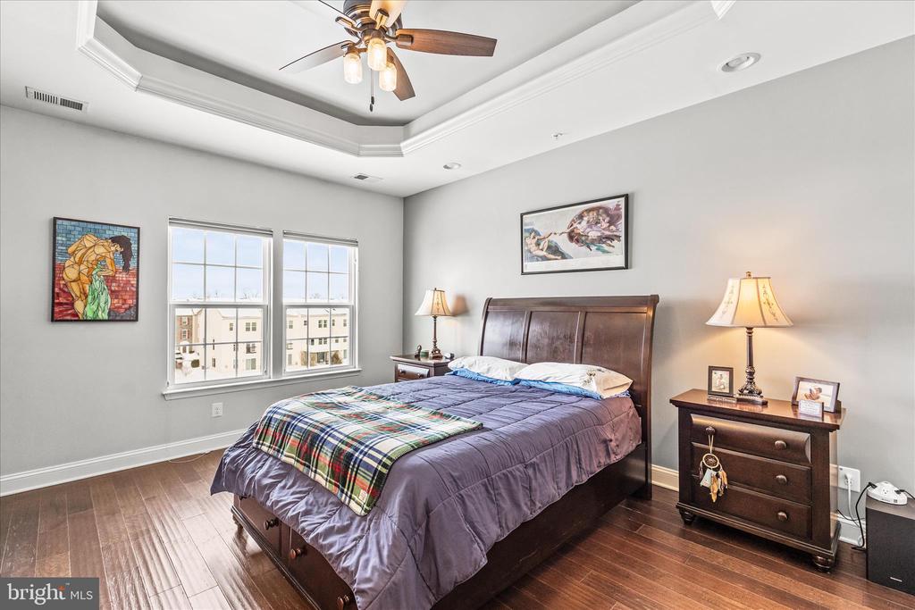 1265 ELDERSLIE LANE