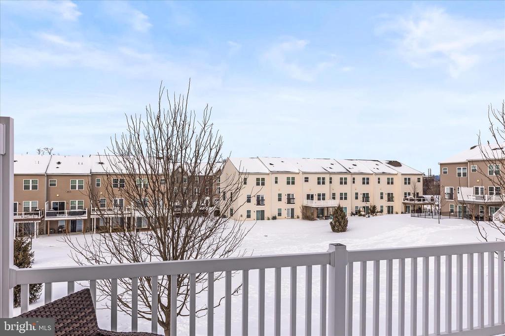 1265 ELDERSLIE LANE