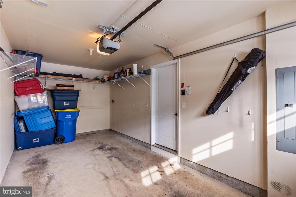 1265 ELDERSLIE LANE