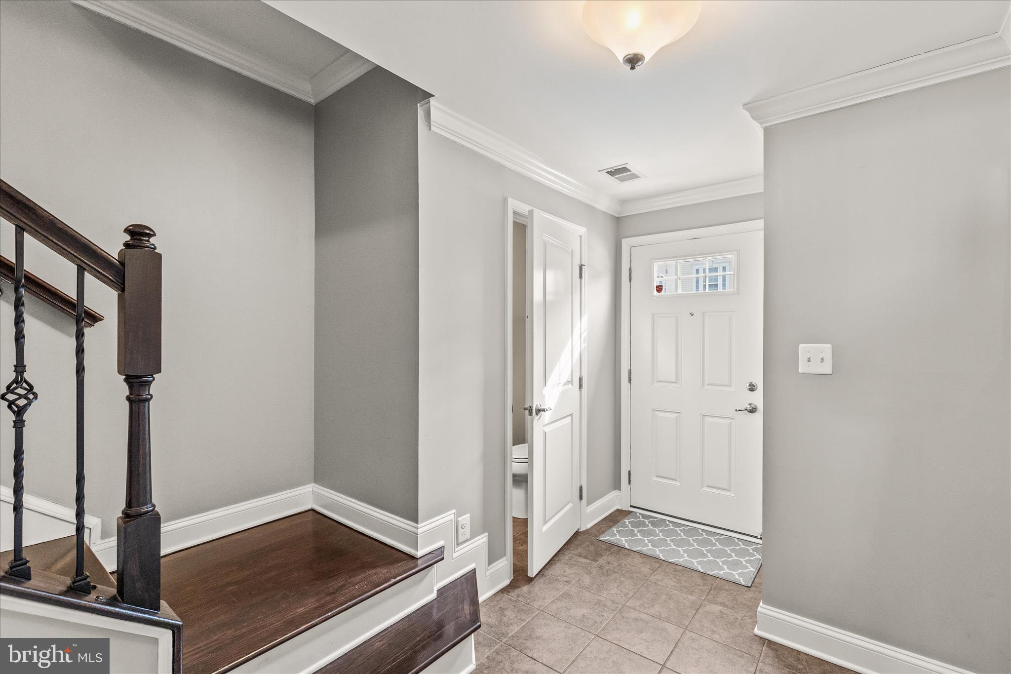 1265 ELDERSLIE LANE