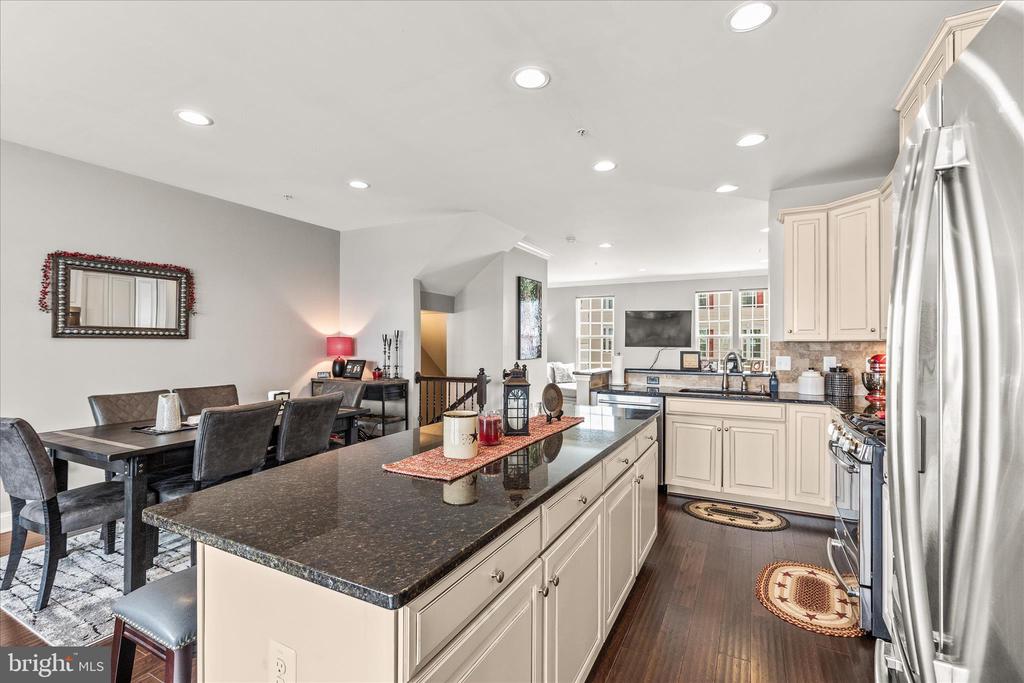 1265 ELDERSLIE LANE
