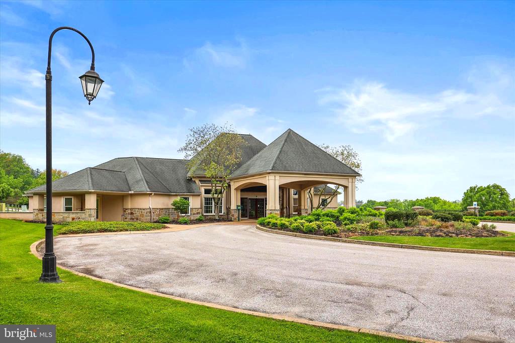 1101 TURNBERRY LANE