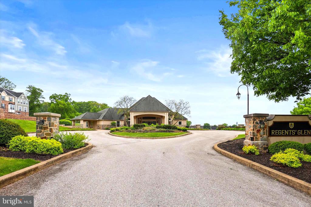 1101 TURNBERRY LANE