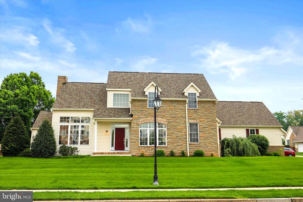 1101 TURNBERRY LANE