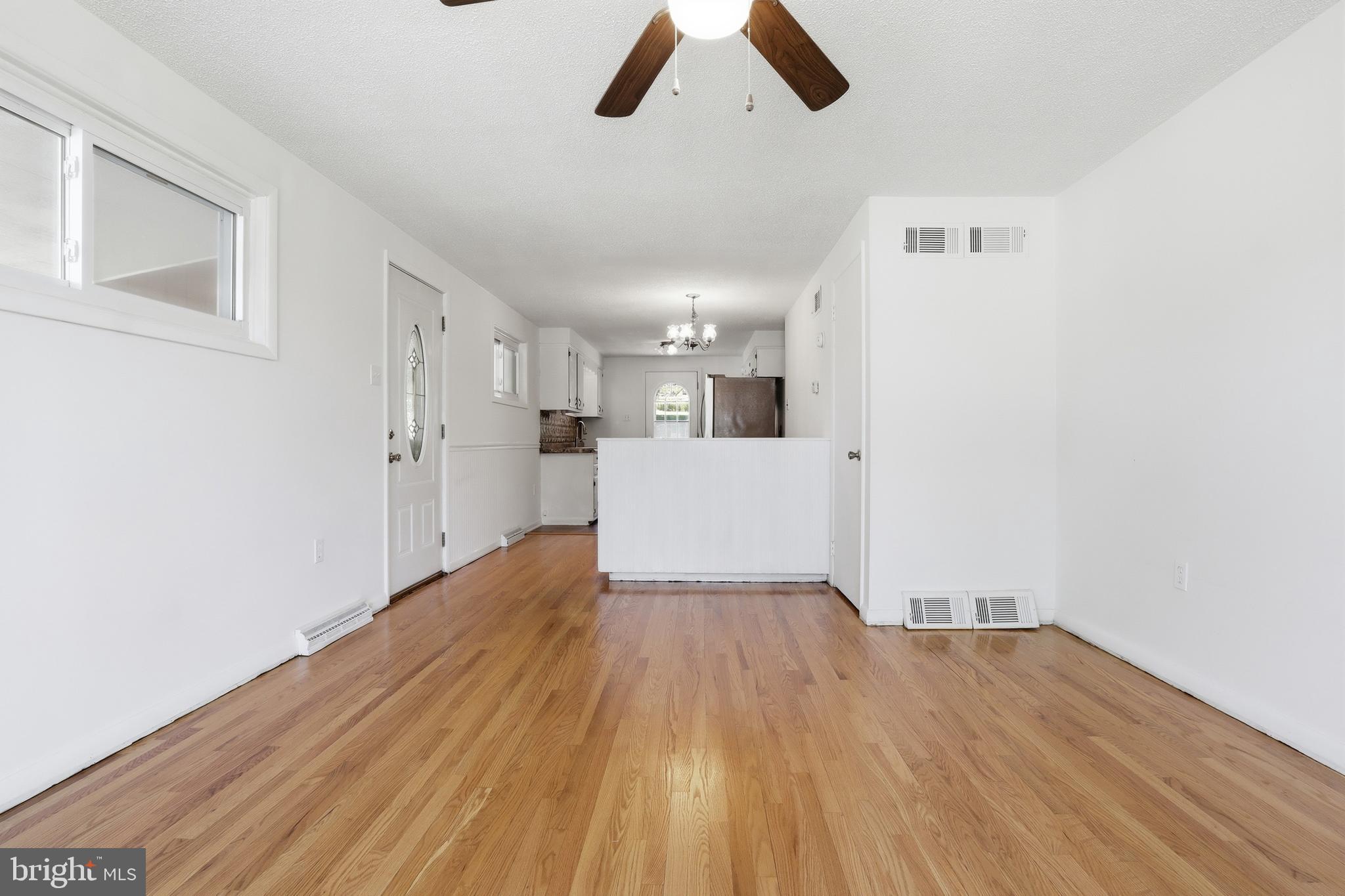 2060 SANDALWOOD COURT