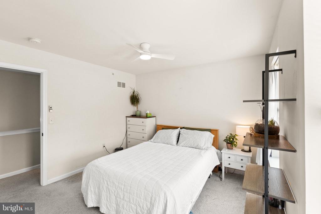 2234 LIVE OAK LANE Unit: 2234