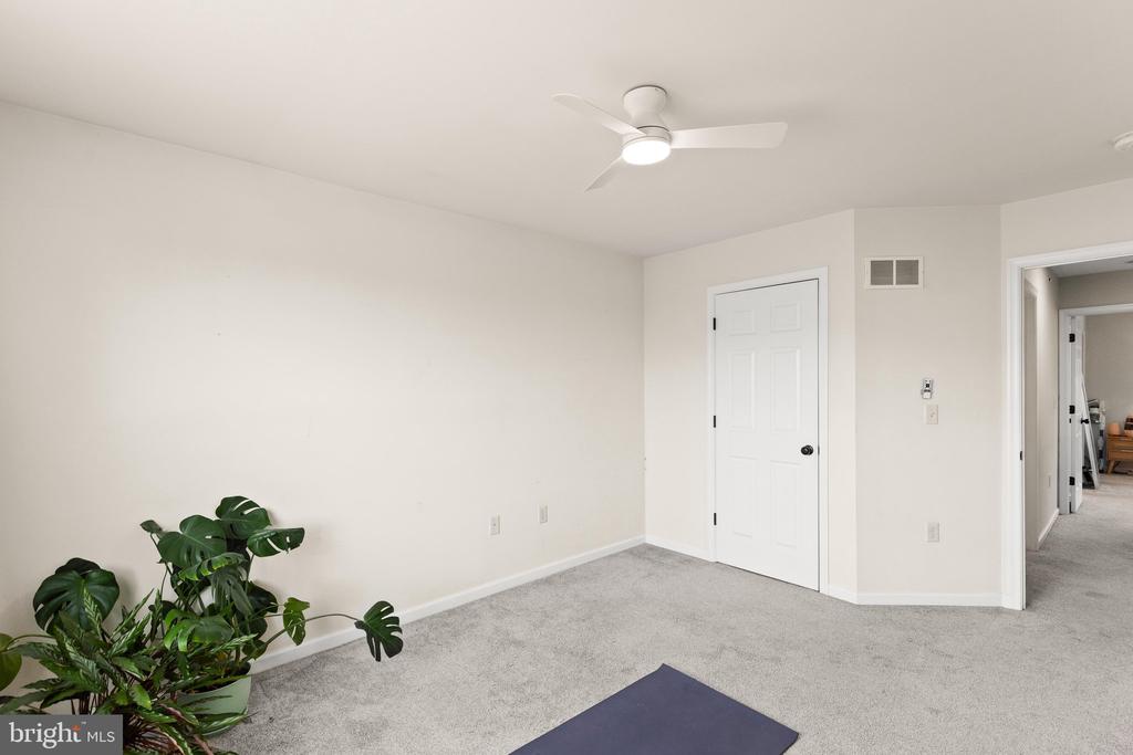 2234 LIVE OAK LANE Unit: 2234