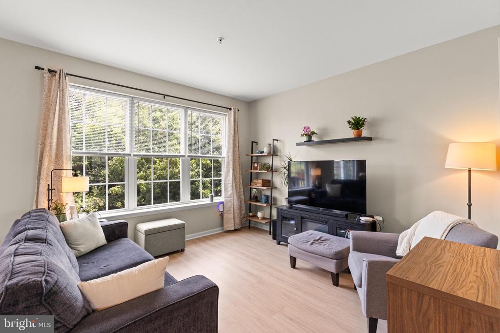 2234 LIVE OAK LANE Unit: 2234