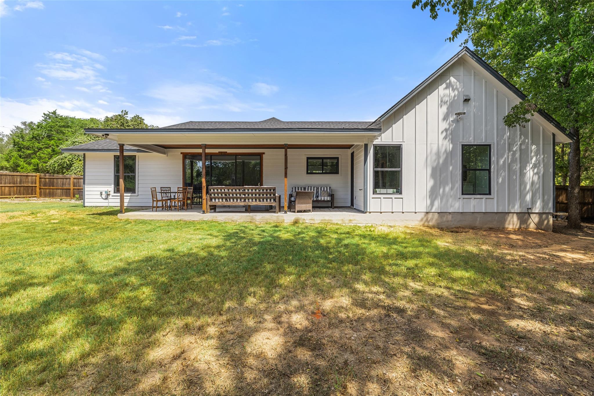 105 Laumaia LN