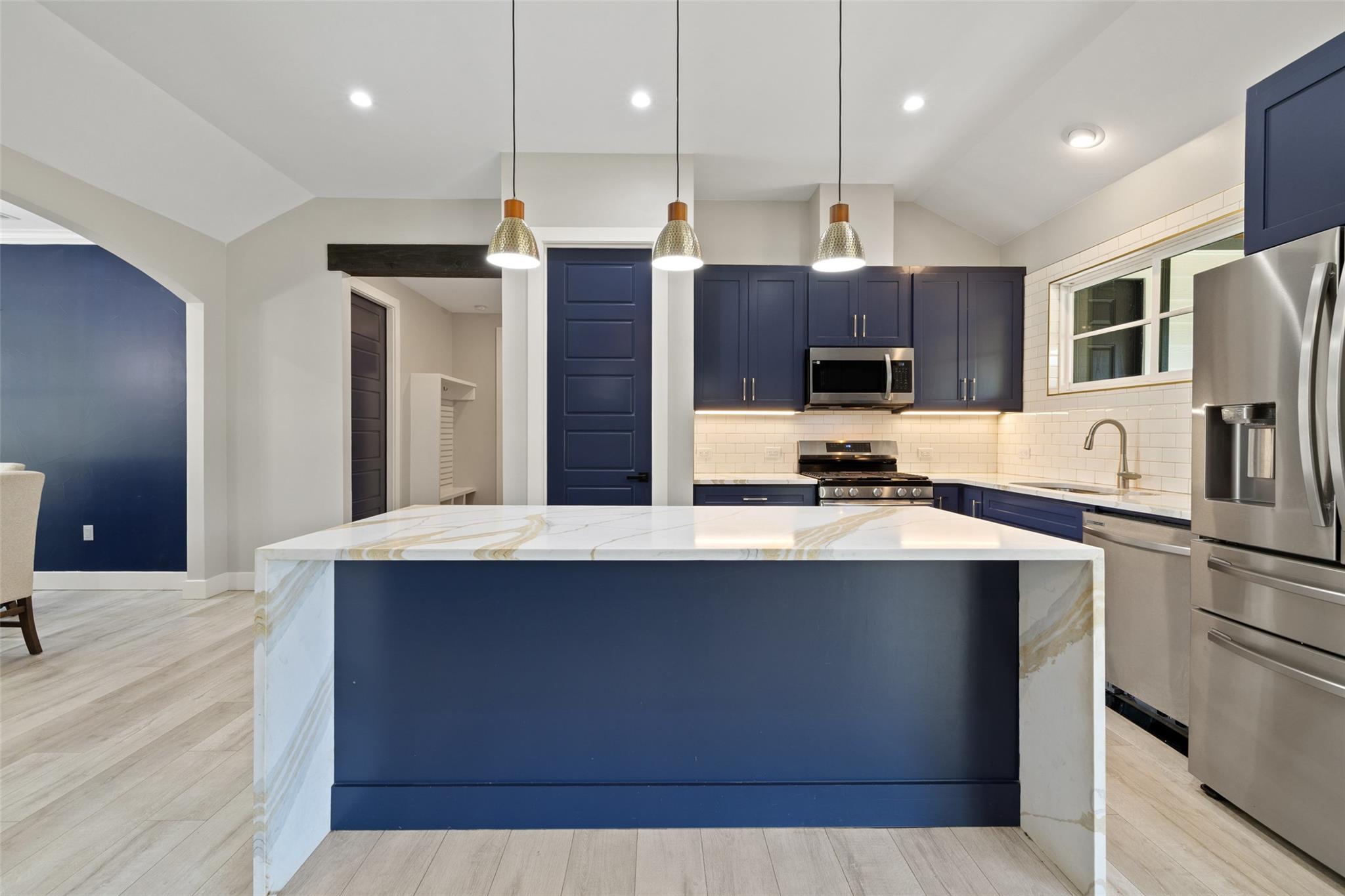 105 Laumaia LN