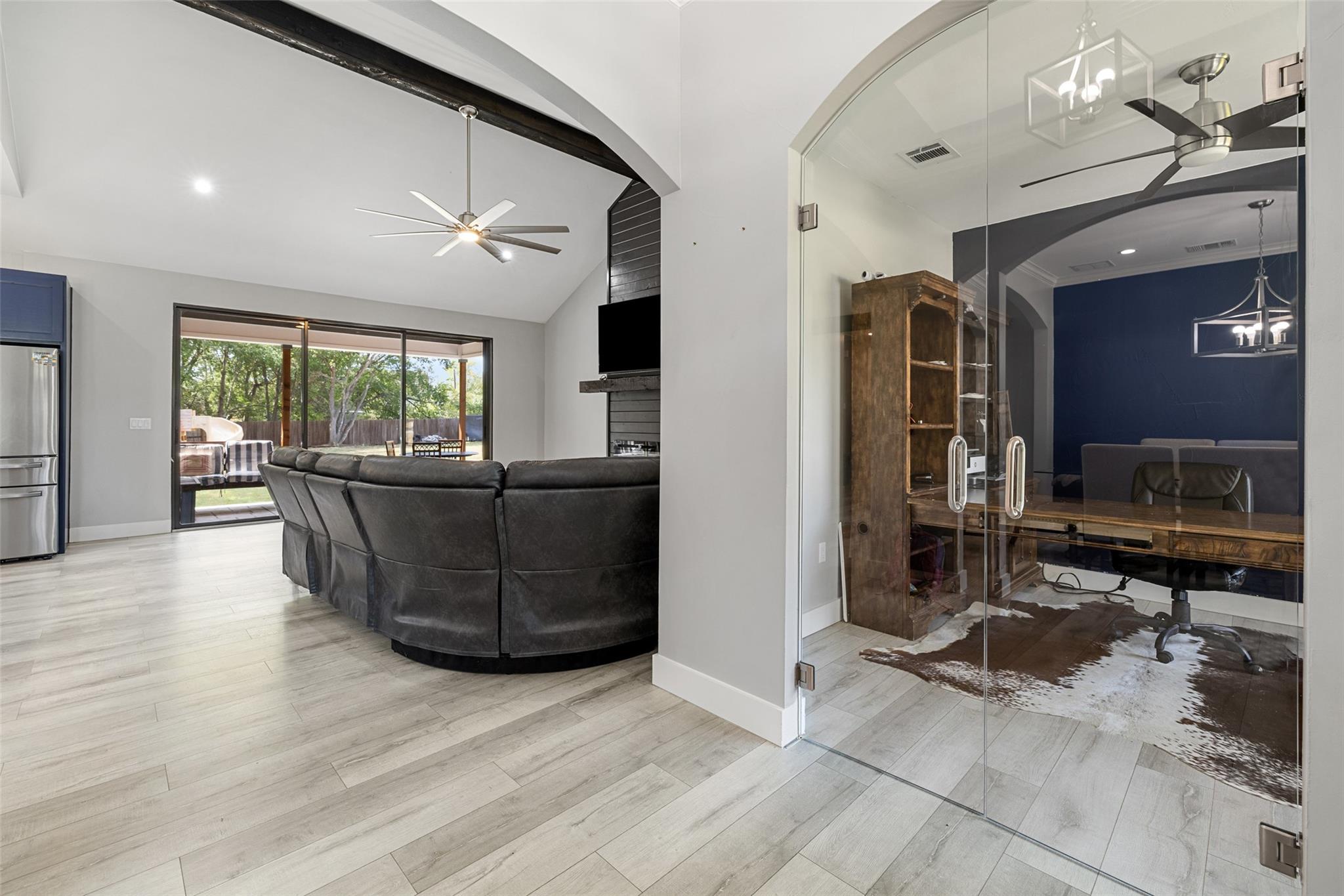 105 Laumaia LN