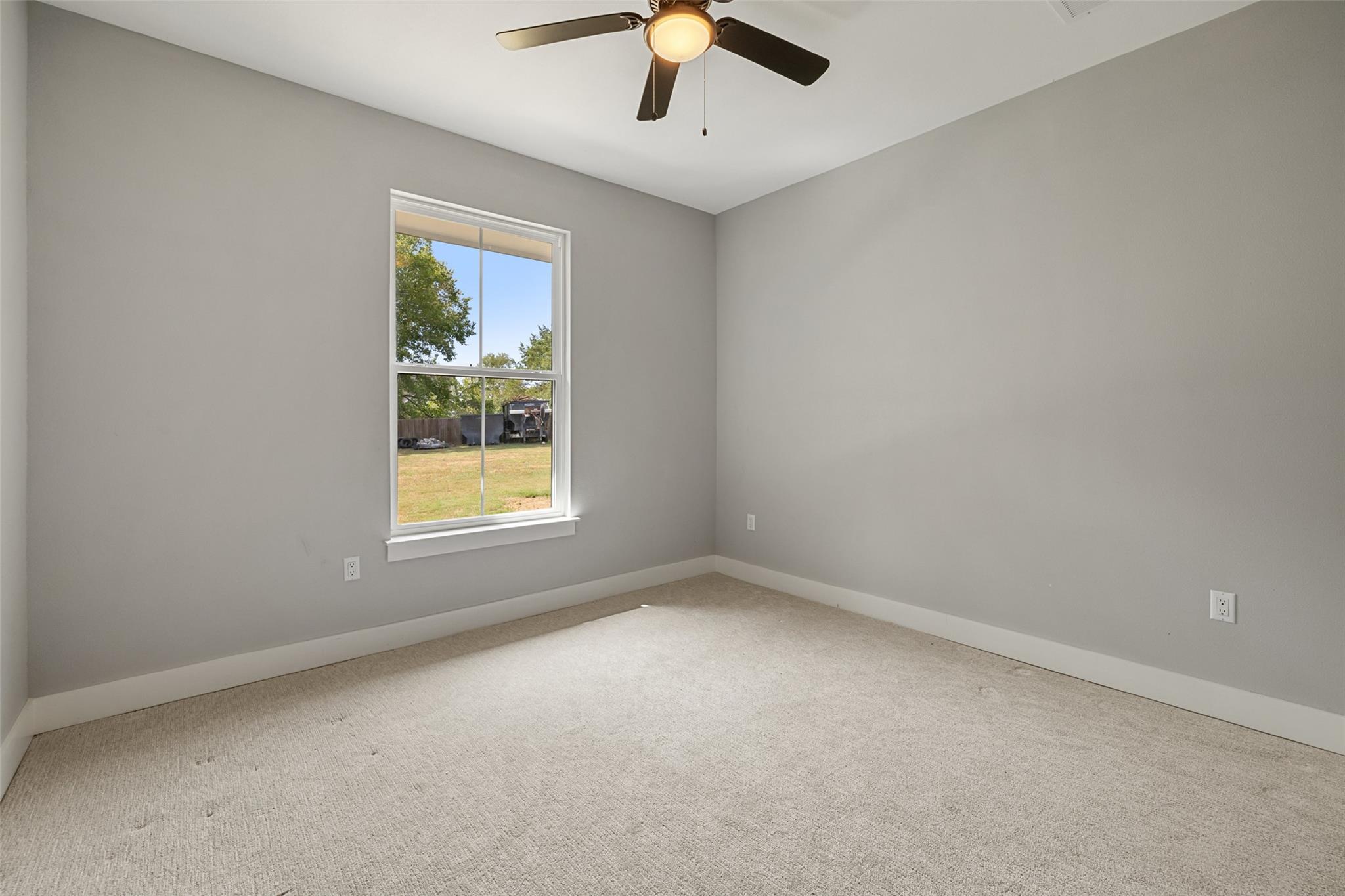 105 Laumaia LN