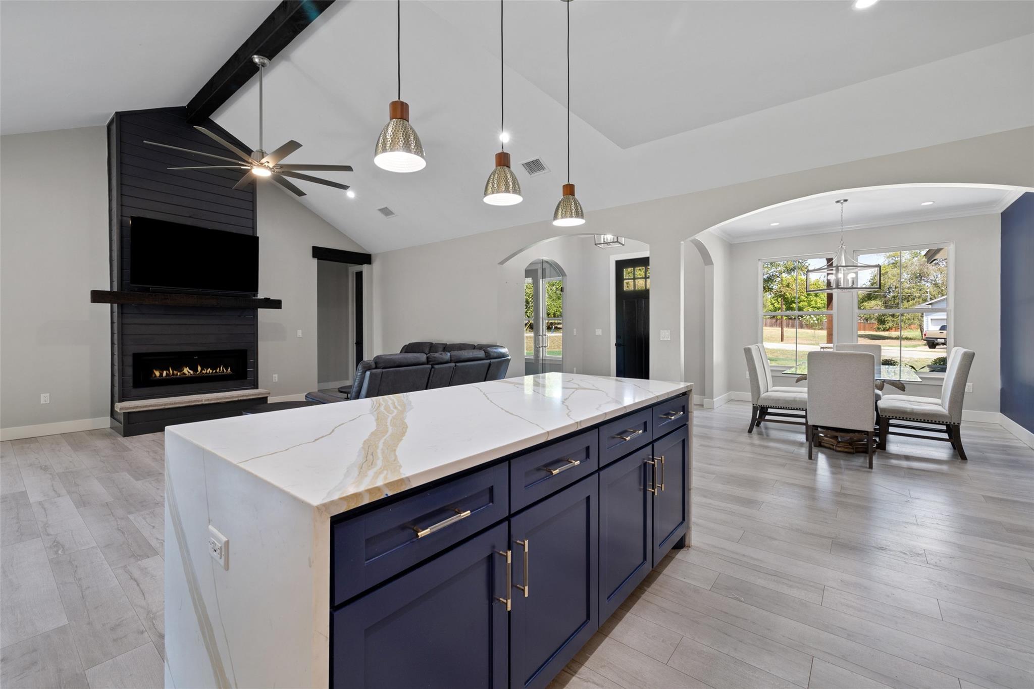 105 Laumaia LN