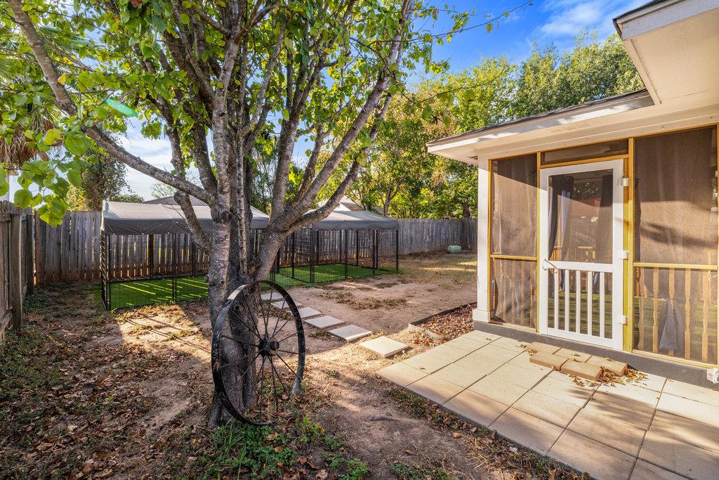 222 Bryant DR