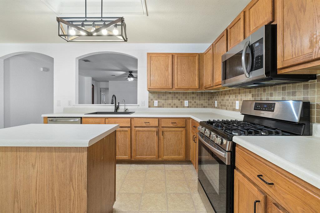 222 Bryant DR