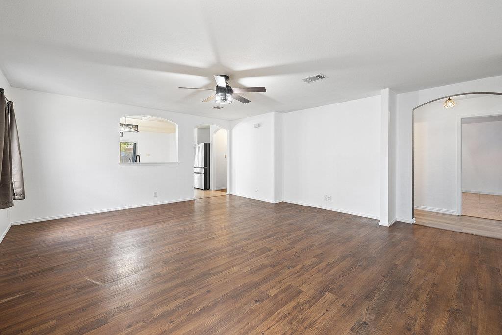 222 Bryant DR