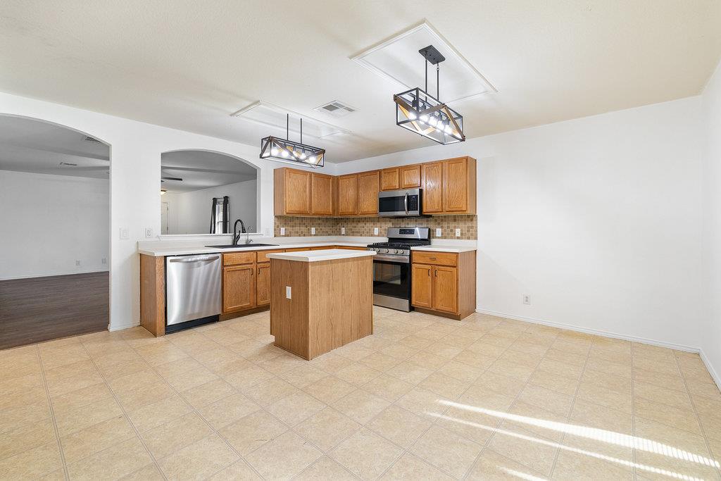 222 Bryant DR