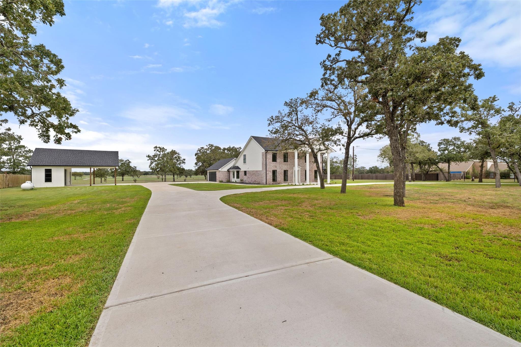 1017 County Road 229 RD