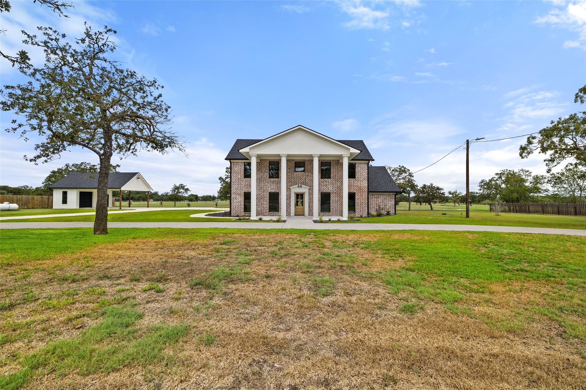 1017 County Road 229 RD