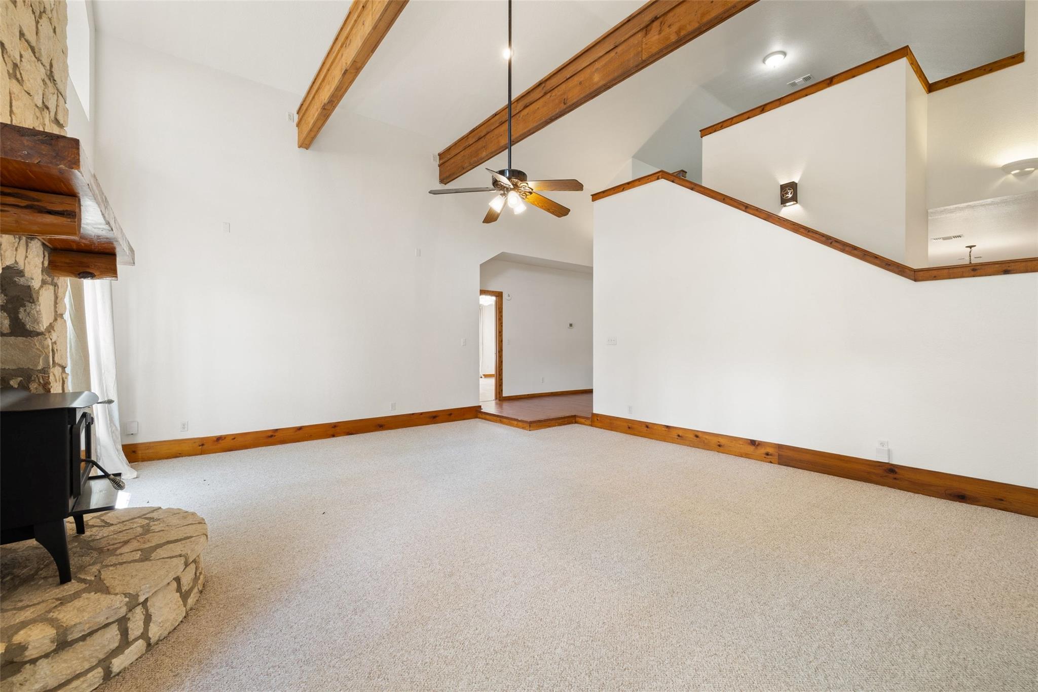 179 Rainbow DR